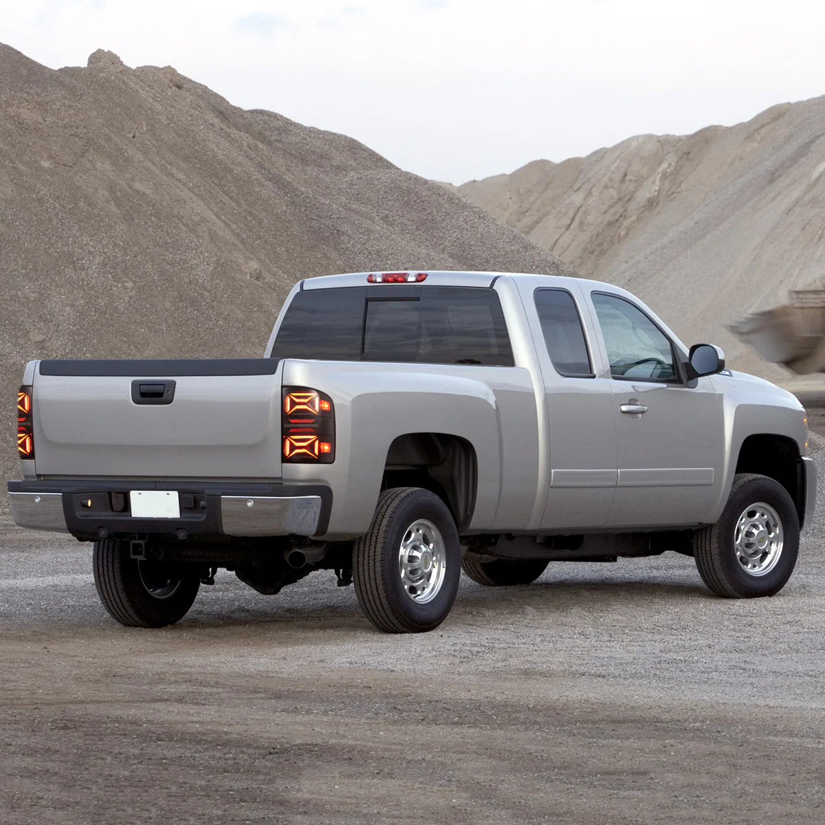 VLAND LED Taillights For Chevrolet Silverado 1500/2500/3500 2nd Gen 2007-2013 [DOT.] - Image 6