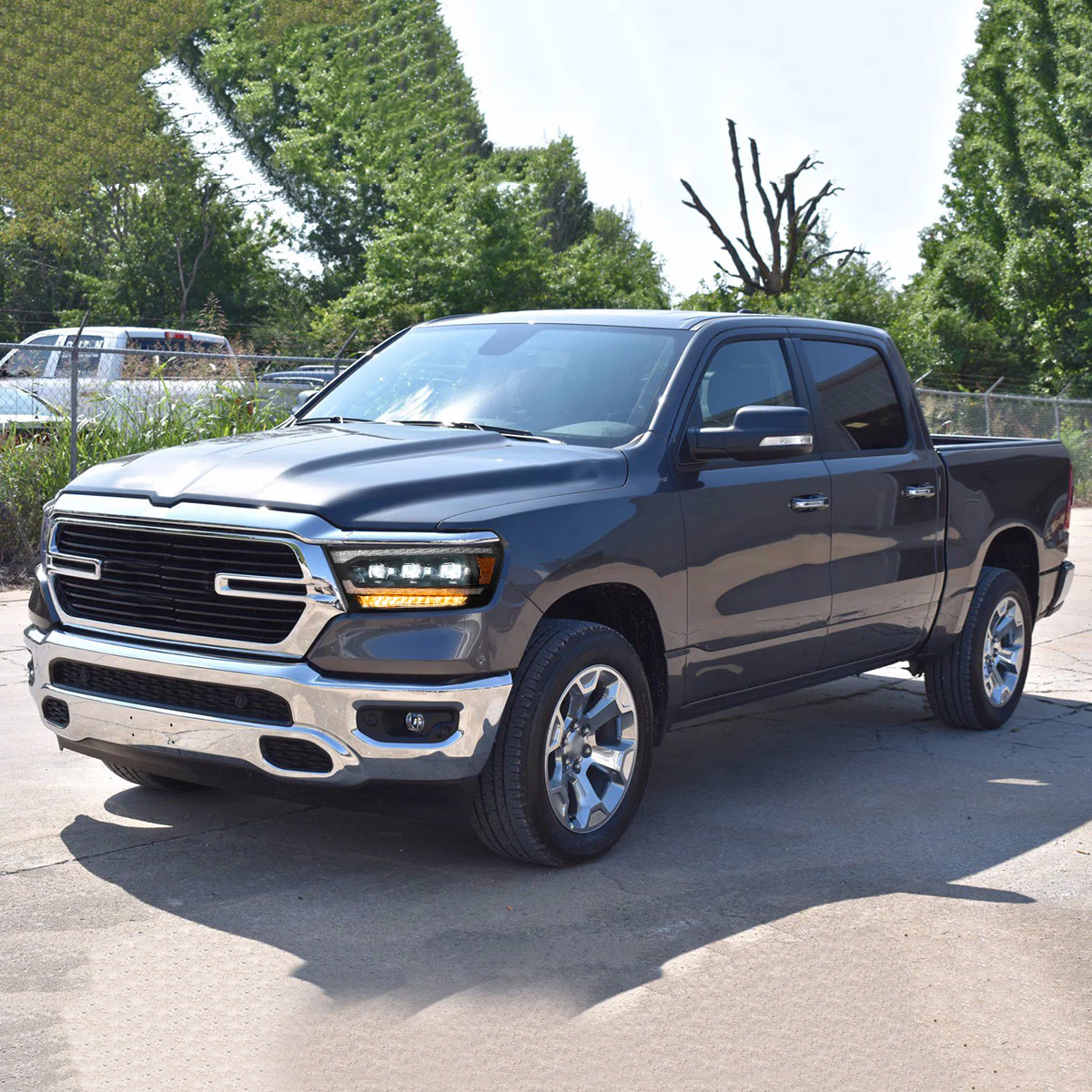 VLAND Matrix Projector Headlights For Dodge RAM 1500 2019-2024 5th Gen (DT) [SAE. DOT.] - Image 8