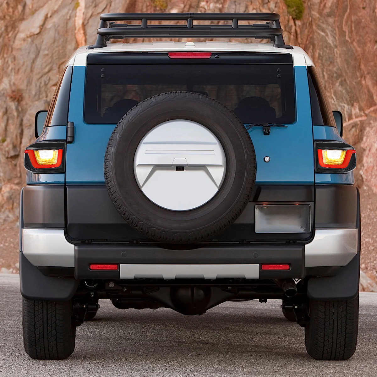 VLAND LED Tail Lights For Toyota FJ Cruiser 2007-2022 - Image 13